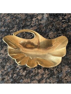 Mid-Century Brass Ginko Leaf Vide Poche Catchall Dish Valet Tray Patina 8.5 x 5”